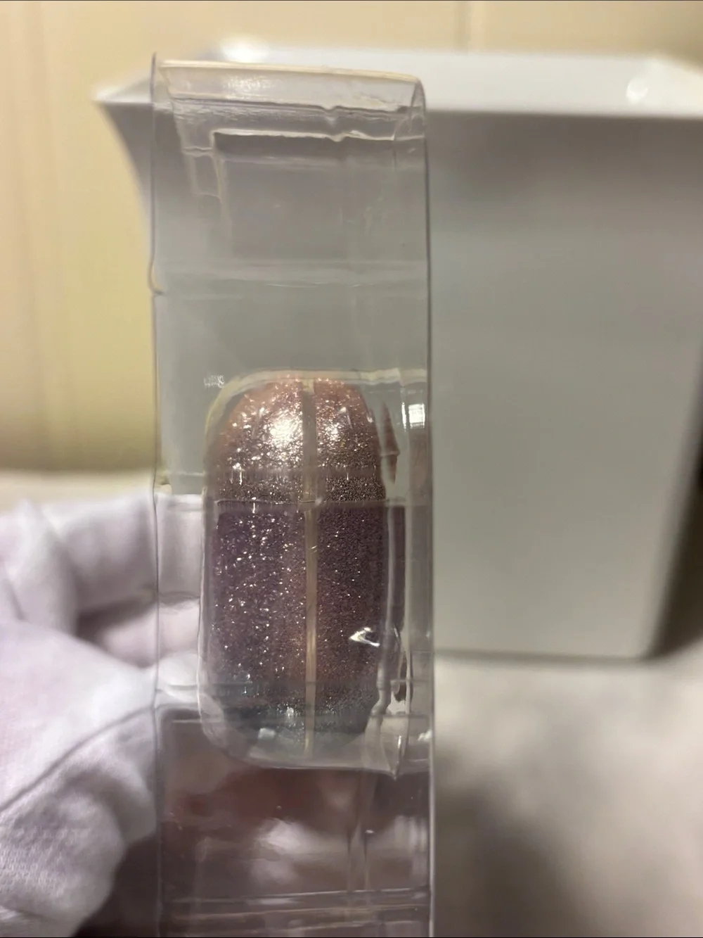 ✨ NIB Kate Spade AirPods Pro Case – Discontinued Ombre Glitter Sunset 🌅